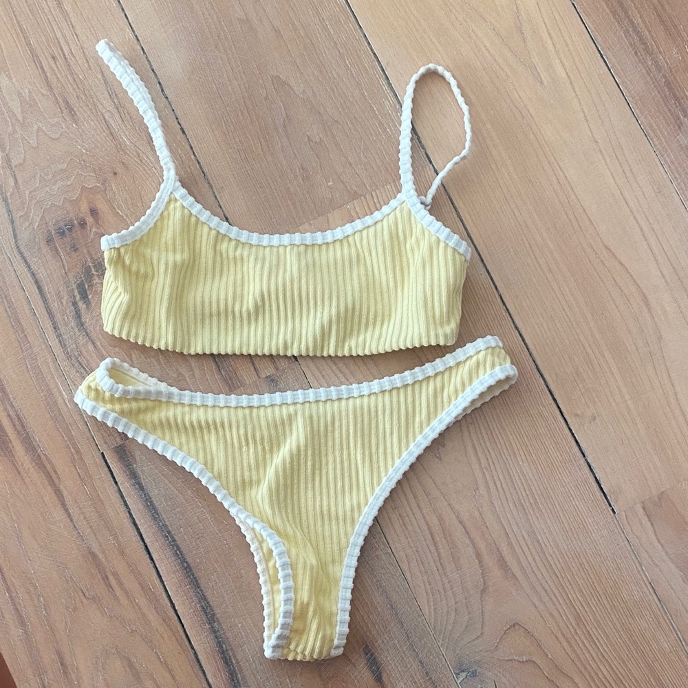 New Yellow Ribbed Bikini Set with White Trim . Never worn.